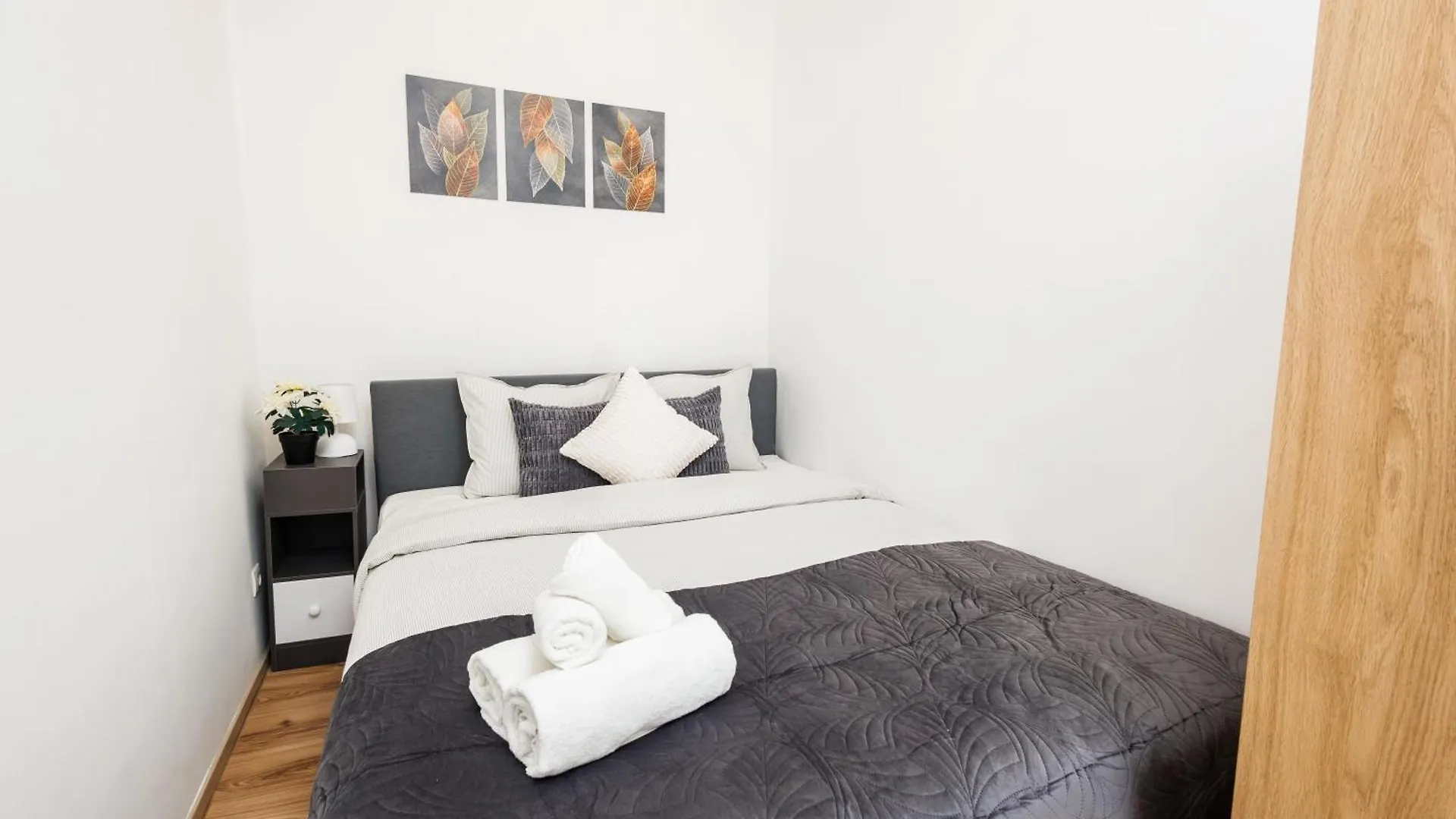 Mariahilfer Family Boutique Apartman Bécs 0*,